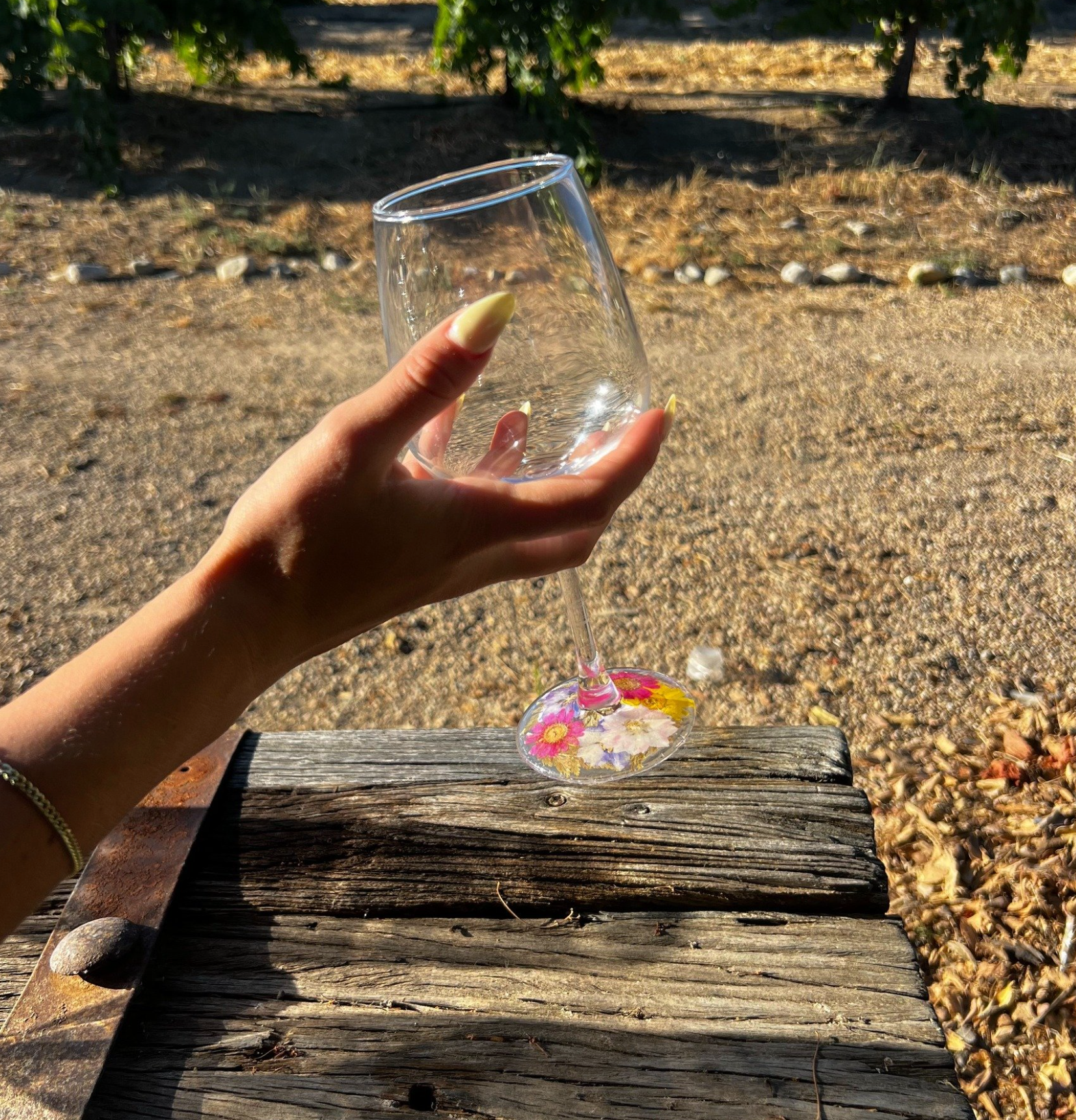 Workshop: Flower Wine Glass By Wild Creative and Free